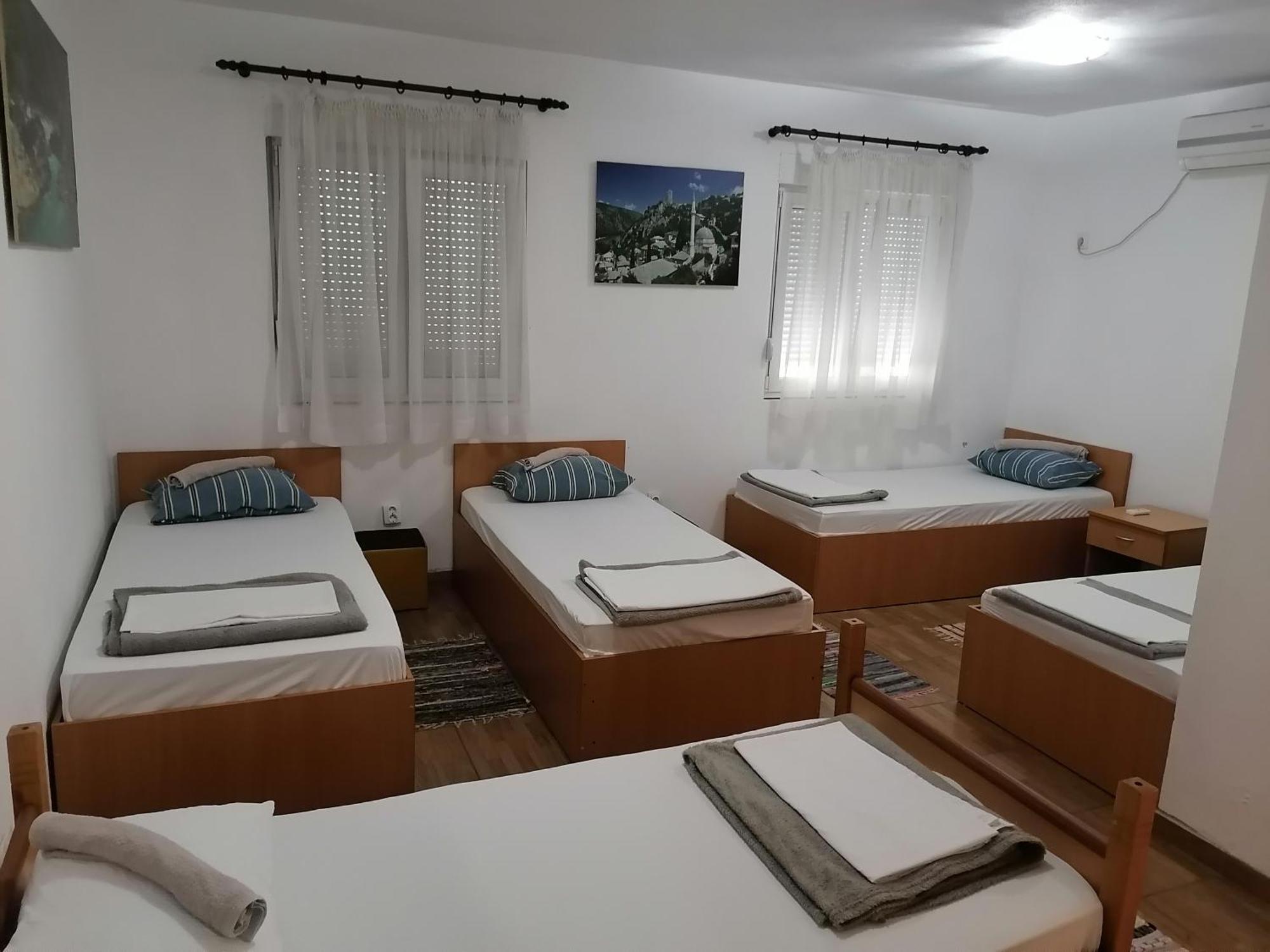 Hostel Hercegovina Mostar Buitenkant foto